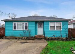 Pre-foreclosure in  Highland Blvd Keansburg, NJ 07734