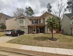 Pre-foreclosure in  Landings South Dr Atlanta, GA 30331