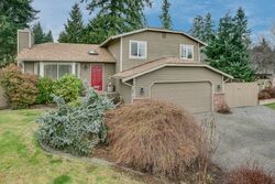 Pre-foreclosure in  199th Pl Se Bothell, WA 98012