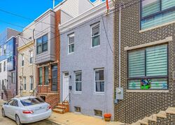 Pre-foreclosure in  Cantrell St Philadelphia, PA 19148
