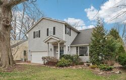 Pre-foreclosure in  Osborn Rd Bay Village, OH 44140