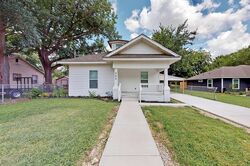 Pre-foreclosure in  N Catherine St Terrell, TX 75160