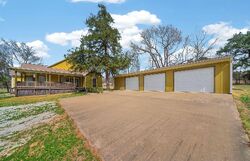 Pre-foreclosure in  County Road 3312 Jacksonville, TX 75766