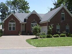 Pre-foreclosure in  Windypine Dr Nashville, TN 37211