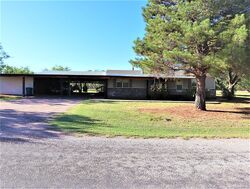 Pre-foreclosure in  Ponderosa Dr Sweetwater, TX 79556