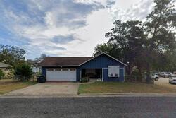 Pre-foreclosure in  Moulton St Shiner, TX 77984
