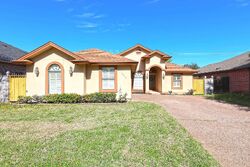 Pre-foreclosure in  Stone Field Ln Laredo, TX 78045