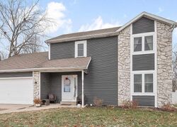 Pre-foreclosure in  Bellingham Ln Fort Wayne, IN 46835