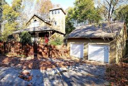 Pre-foreclosure in  Thompson Falls Dr Guntersville, AL 35976