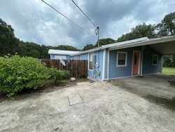 Pre-foreclosure in  Sandy Curve Dr Plant City, FL 33567