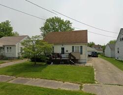 Pre-foreclosure in  Belvedere Ave Se Warren, OH 44484