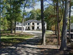 Pre-foreclosure Listing in Dock Watch Hollow Rd WARREN, NJ 07059
