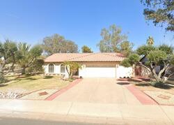 Pre-foreclosure in  W Paradise Ln Glendale, AZ 85306