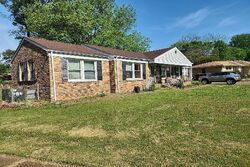 Pre-foreclosure in  Mcalpine Dr Se Huntsville, AL 35803