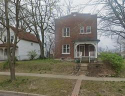 Pre-foreclosure in  Crest Ave Saint Louis, MO 63130
