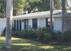 Pre-foreclosure in  W Baffin Dr Venice, FL 34293