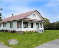 Pre-foreclosure in  N Emerson Ave Shelley, ID 83274