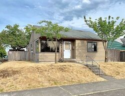 Pre-foreclosure in  E Howe St Tacoma, WA 98404