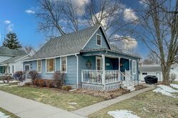 Pre-foreclosure in  5th St Baraboo, WI 53913