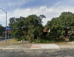 Pre-foreclosure in  Earthstone Dr San Antonio, TX 78258