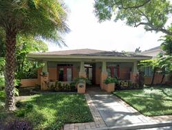 Pre-foreclosure in  S Arrawana Ave Tampa, FL 33629
