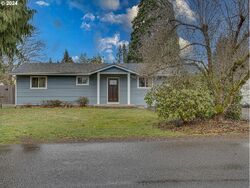 Pre-foreclosure in  Sandy Heights St Sandy, OR 97055