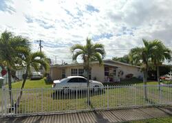 Pre-foreclosure in  SW 172nd St Miami, FL 33177