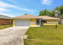 Pre-foreclosure in  Mckinley Ct Kissimmee, FL 34758