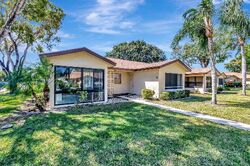 Pre-foreclosure in  Nesting Way Apt A Delray Beach, FL 33484
