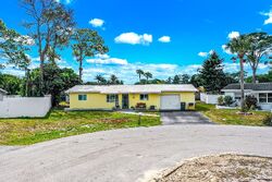 Pre-foreclosure in  Snead Cir West Palm Beach, FL 33413