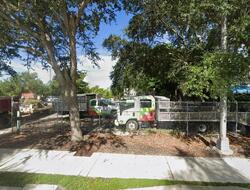 Pre-foreclosure in  Bayshore Dr Naples, FL 34112