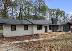 Pre-foreclosure in  Honeysuckle Ln Sw Atlanta, GA 30311