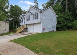 Pre-foreclosure in  TWO LAKE CIR Atlanta, GA 30349