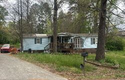 Pre-foreclosure in  Betsy Ln Rossville, GA 30741