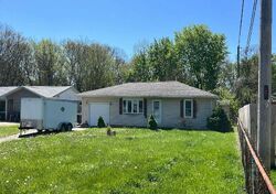 Pre-foreclosure in  Racill Ct East Peoria, IL 61611