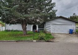 Pre-foreclosure in  Agate St Sutherlin, OR 97479