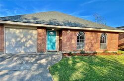 Pre-foreclosure in  Eisenhower Ave Metairie, LA 70003