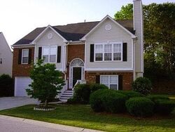 Pre-foreclosure in  Egret Ln Austell, GA 30106