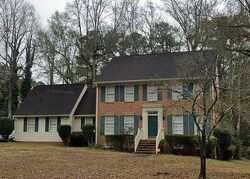 Pre-foreclosure in  Ashington Dr Snellville, GA 30039