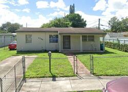  Nw 89th St, Miami FL