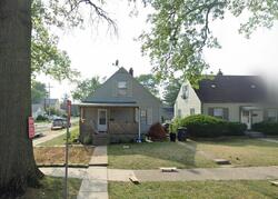 Pre-foreclosure in  Buell Dr Fort Wayne, IN 46807