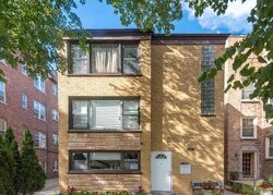 Pre-foreclosure in  Elm St  Skokie, IL 60077