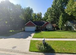 Pre-foreclosure in  Arbor Rdg Benton Harbor, MI 49022