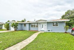 Pre-foreclosure in  Nw 38th Ct Opa Locka, FL 33055