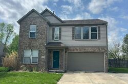Pre-foreclosure in  Kimbrough Ct Brownsburg, IN 46112