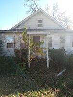 Pre-foreclosure in  Hakes Rd Northwood, OH 43619
