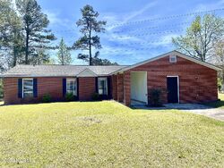 Pre-foreclosure in  E Springhill Ter Jacksonville, NC 28546