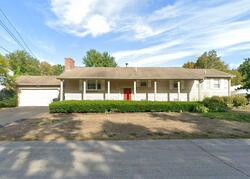 Pre-foreclosure in  Quinton Dr Nashua, NH 03062