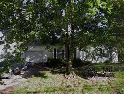 Pre-foreclosure in  Foxglove St Londonderry, NH 03053