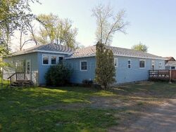 Pre-foreclosure in  177th Ave Se Wahpeton, ND 58075